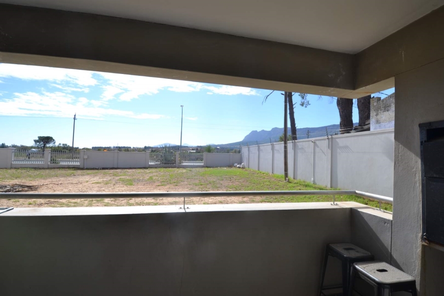 2 Bedroom Property for Sale in Klein Drakenstein Western Cape